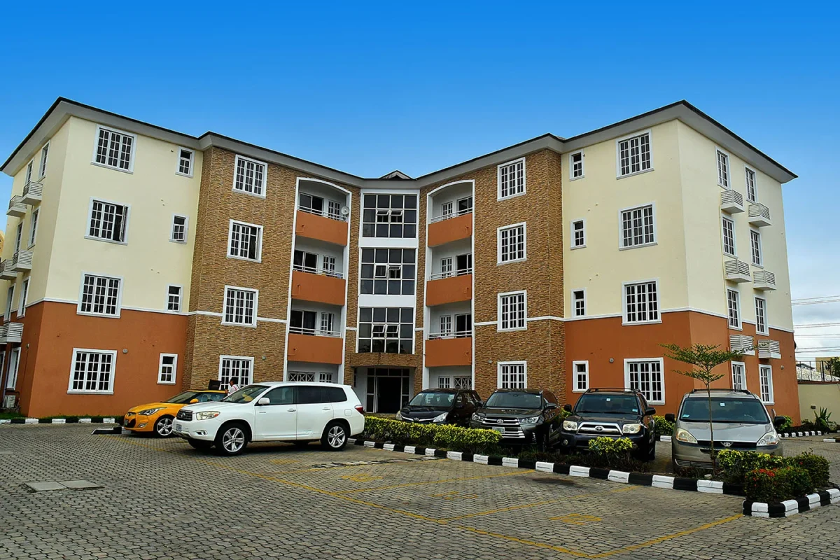 Prince Court, Oniru, Victoria Island, Lagos painted with Septem Paints, view 4