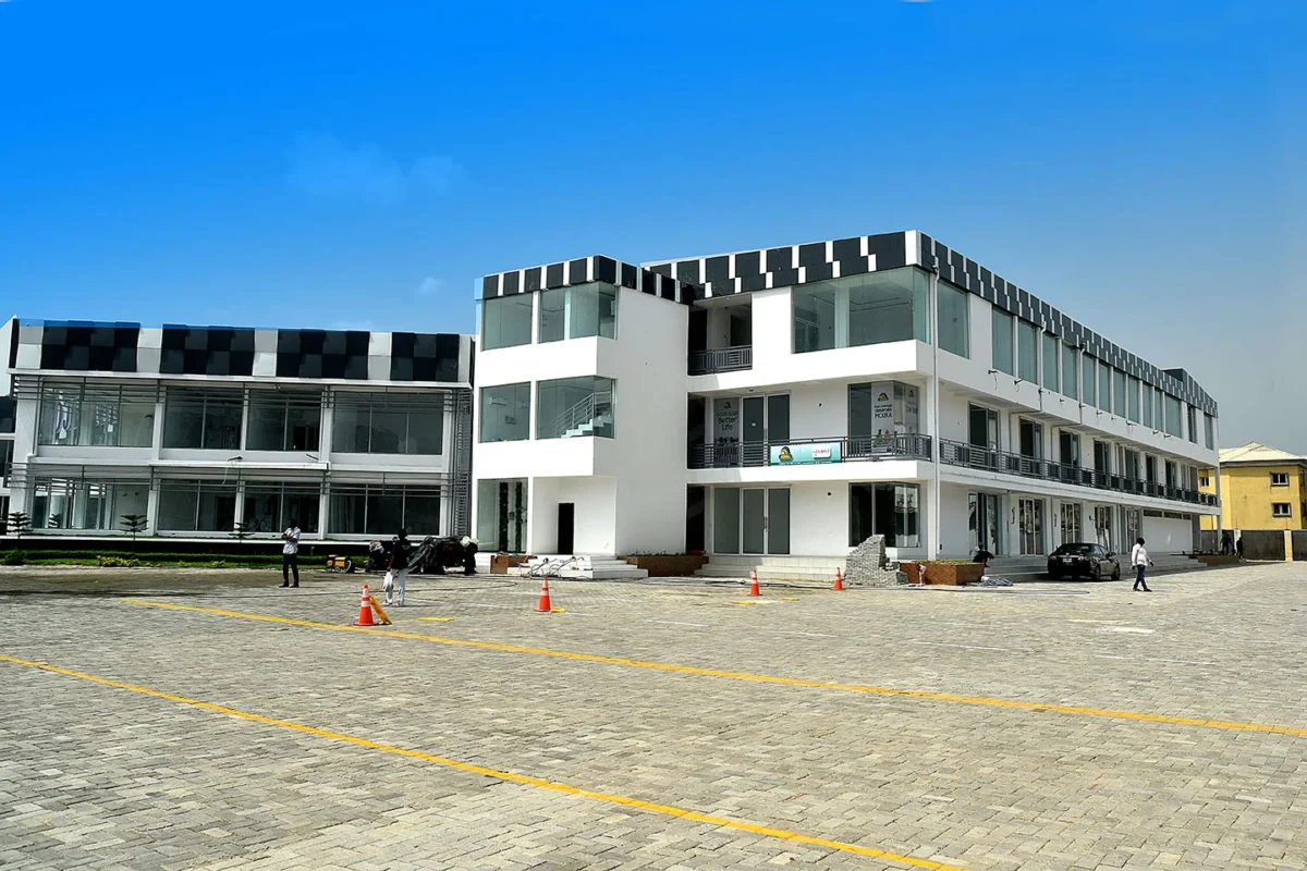 Ojaja Shopping Mall, Abraham Adesanya, Lekki, Lagos painted with Septem Paints, view 2